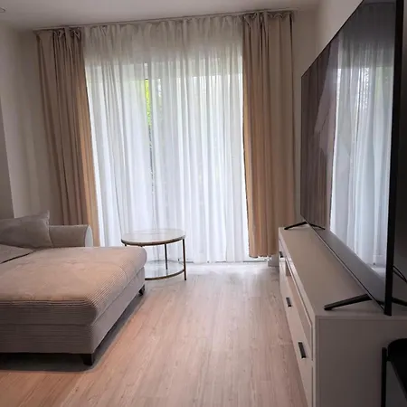 Daire Modernes Voll Moebliertes Neubau